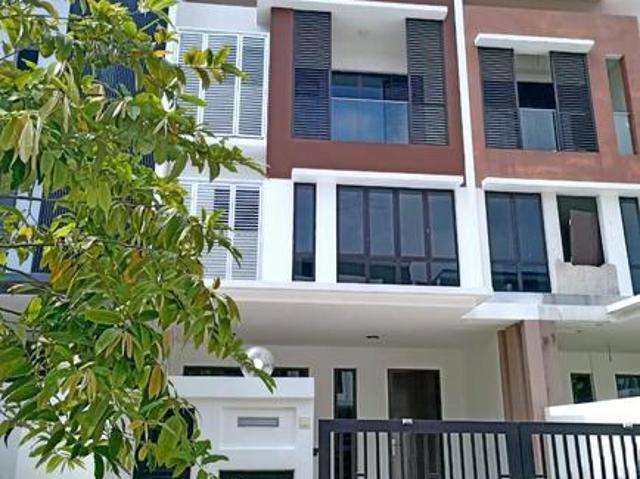 Terraced House for rent in Petaling, Alam Impian