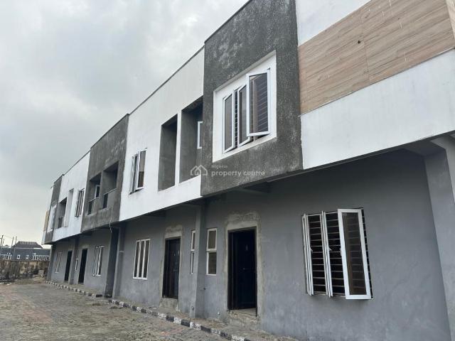 Flat for sale in Eti Osa, Lagos