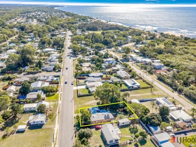 House for sale in Moore Park Beach, Queensland