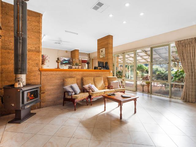 House for sale in Bedfordale, Western Australia