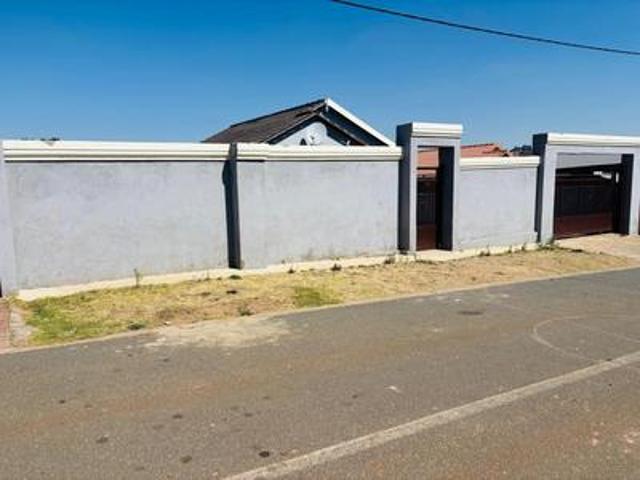 House for sale in Nooitgedacht, Gauteng