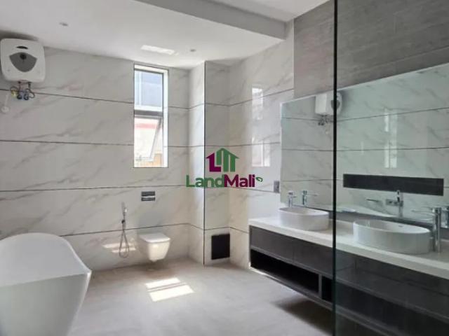 Property for sale in Eti Osa, Abuja