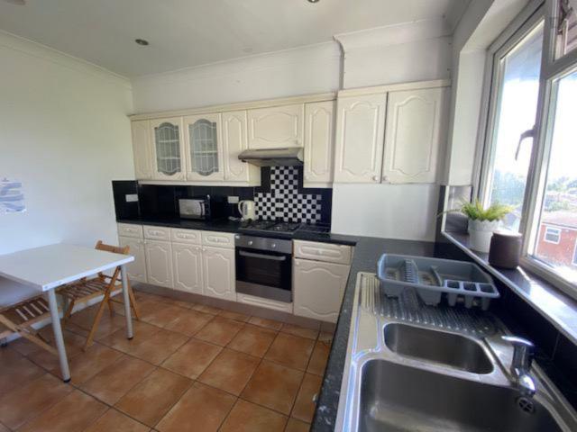 Apartment for rent in Preston, Greater London
