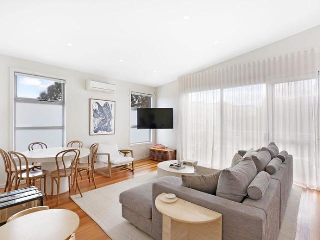 Townhouse for rent in Camerons Creek, Victoria