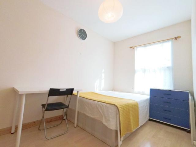 Apartment for rent in Colindale, Greater London