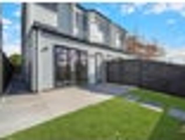 House for sale in Awhitu