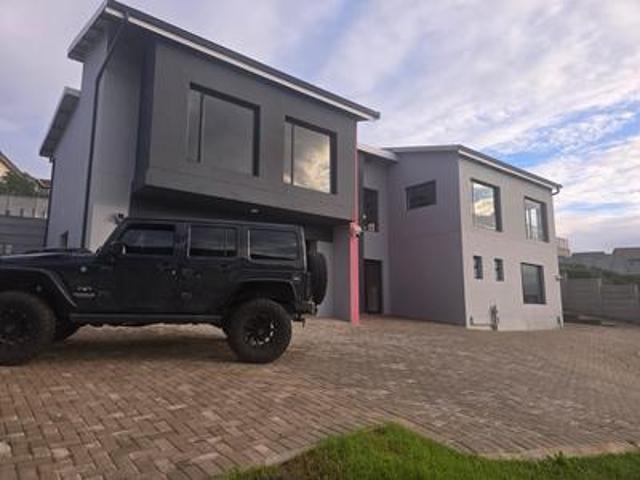 House for sale in Groot Brak Rivier, Western Cape