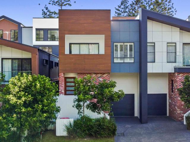 Townhouse for sale in Toombul, Queensland