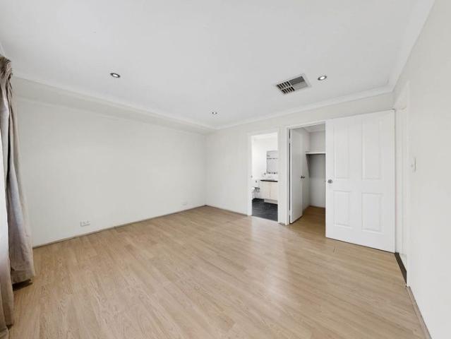 House for rent in Piara Waters, Western Australia