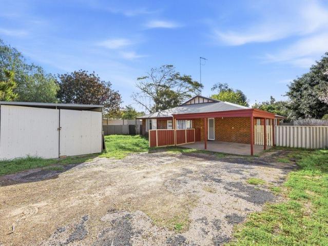 Duplex for rent in Parklands, Western Australia
