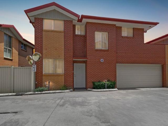 Townhouse for sale in Sydney, New South Wales