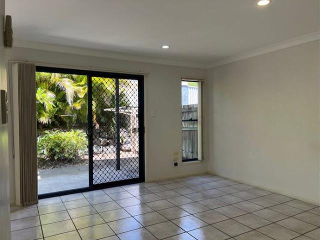 Townhouse for rent in Fernbrook, Queensland