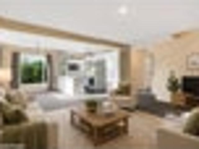 House for sale in Chaslands, Canterbury