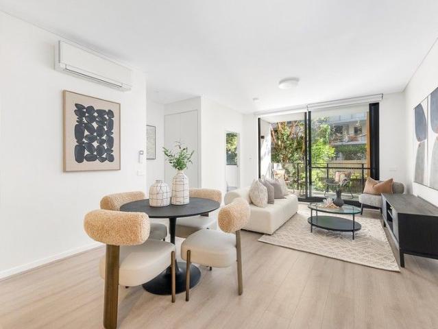 Apartment for sale in Waitara