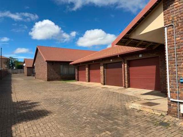 Townhouse for sale in Pullens Hope, Mpumalanga