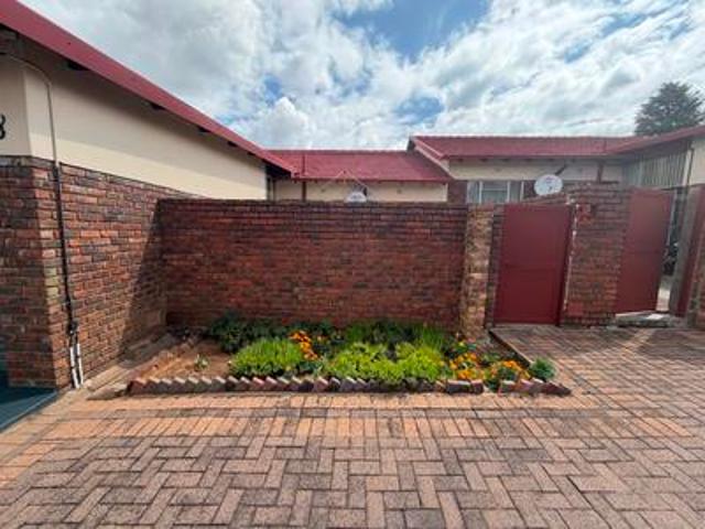 Townhouse for sale in Pullens Hope, Mpumalanga