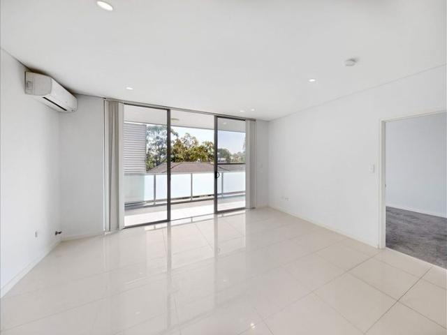 Apartment for rent in Pendle Hill, Sydney