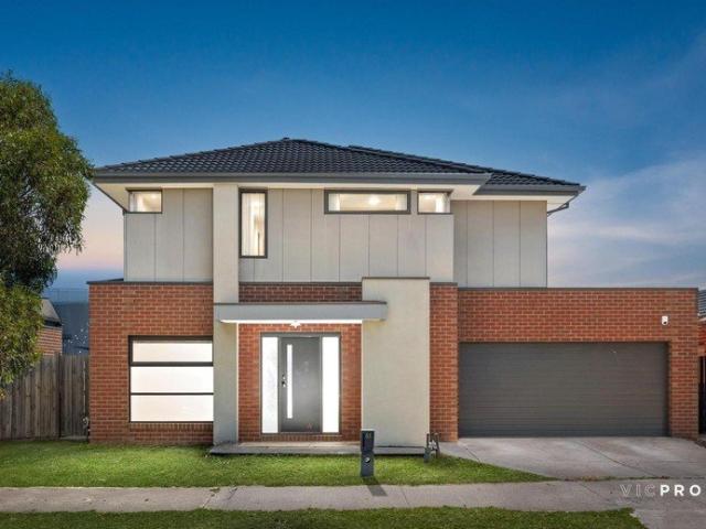 House for sale in Upper Point Cook, Melbourne