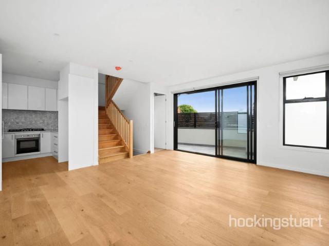 Townhouse for rent in Camerons Creek, Victoria