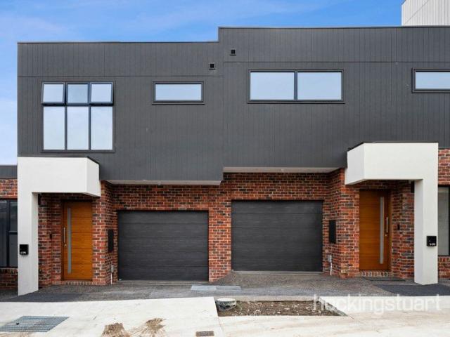 Townhouse for rent in Camerons Creek, Victoria