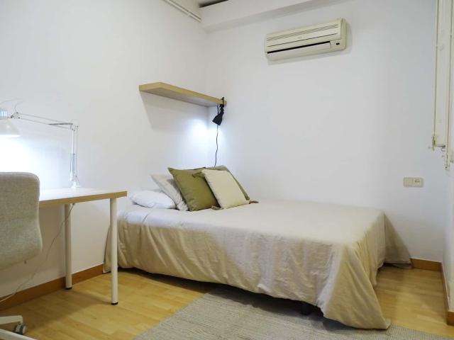 Habitación en alquiler en Sant Martí, Barcelonès