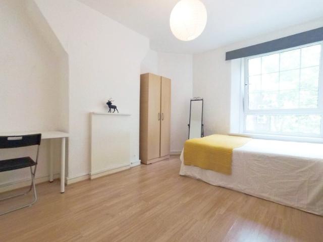 Apartment for rent in Camberwell, Greater London