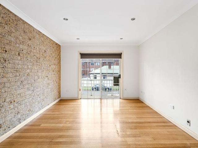 Apartment for rent in Wollongong West, New South Wales