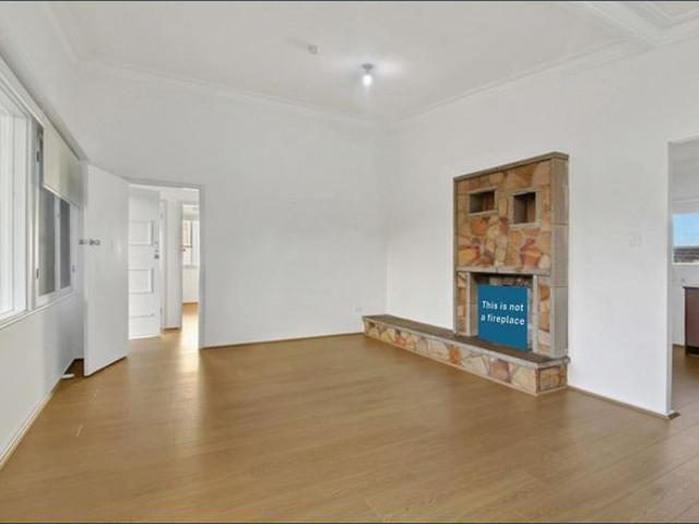 Apartment for rent in Wollongong West, New South Wales