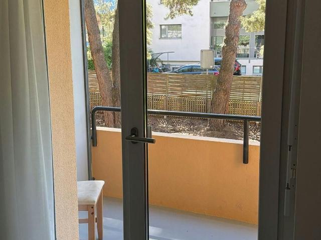 Apartment mieten in Einigen, Zürich