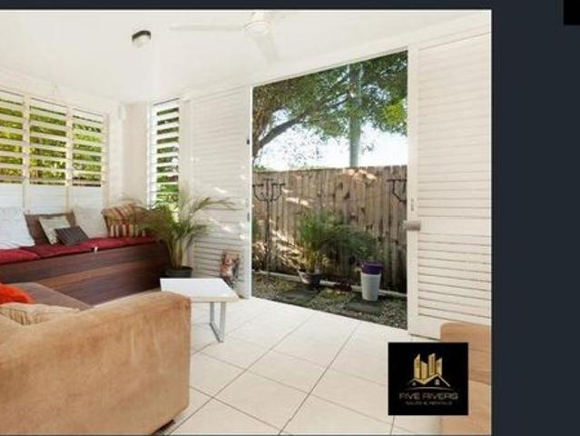 House for rent in Bungalow, Cairns