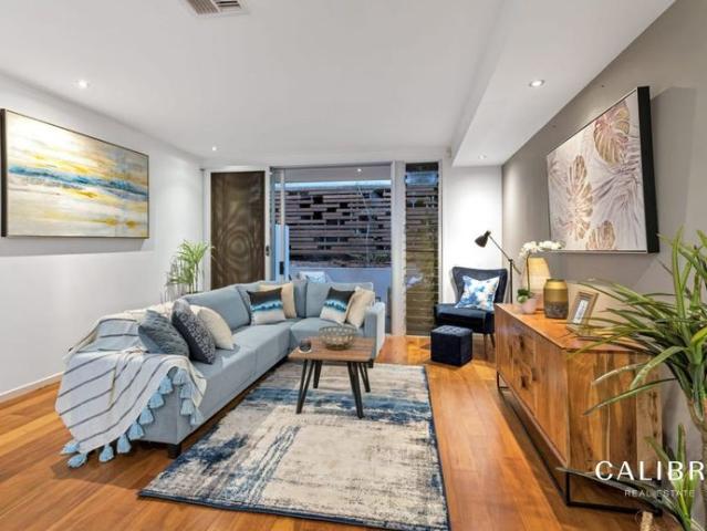 Townhouse for rent in Toombul, Queensland