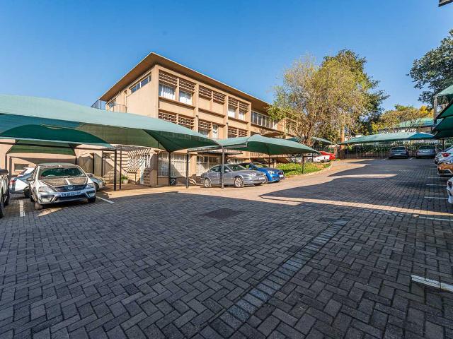 Flat for sale in Johannesburg