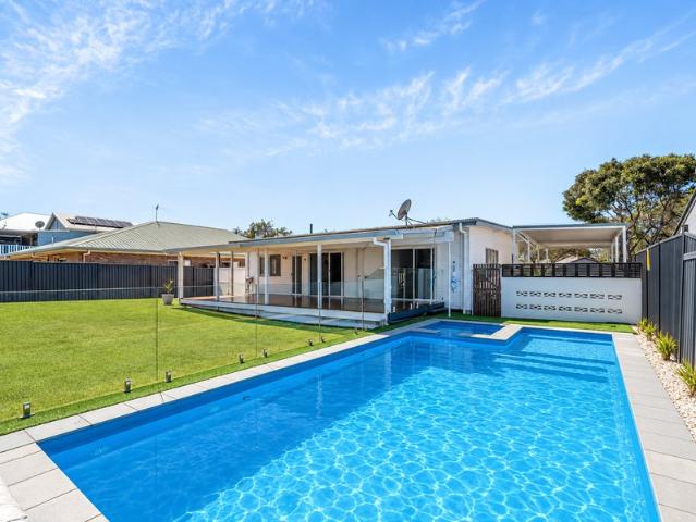 House for sale in Clontarf, Greater Brisbane