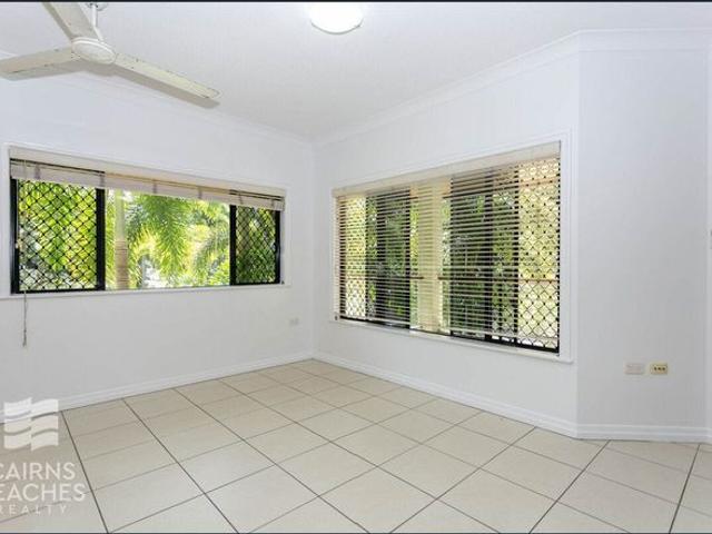 Apartment for rent in Yorkeys Knob, Queensland