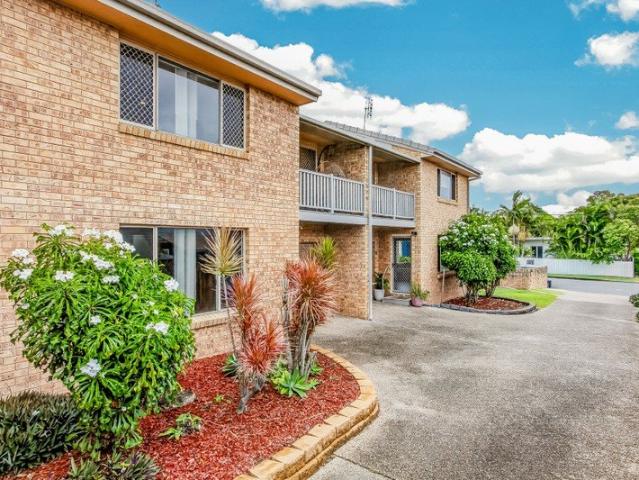 Townhouse for rent in Round Mountain, New South Wales