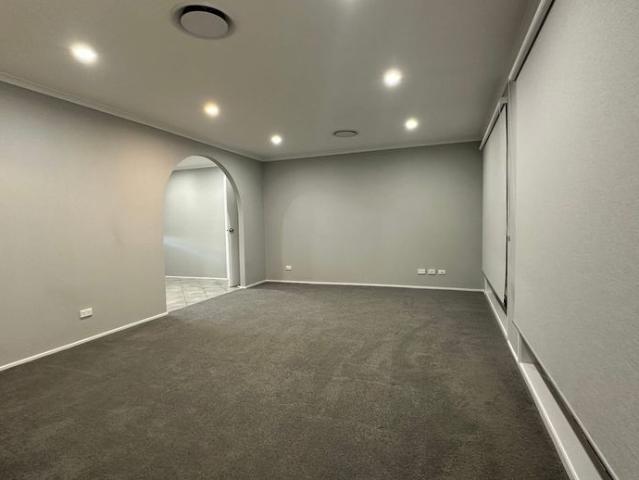House for rent in Kearns, Sydney
