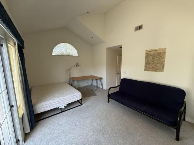 Room for rent in Palo Alto, California