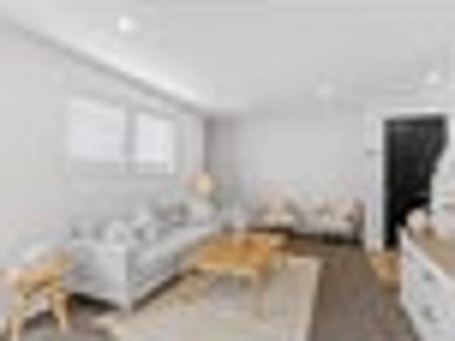 Townhouse for sale in Edgeware, Canterbury