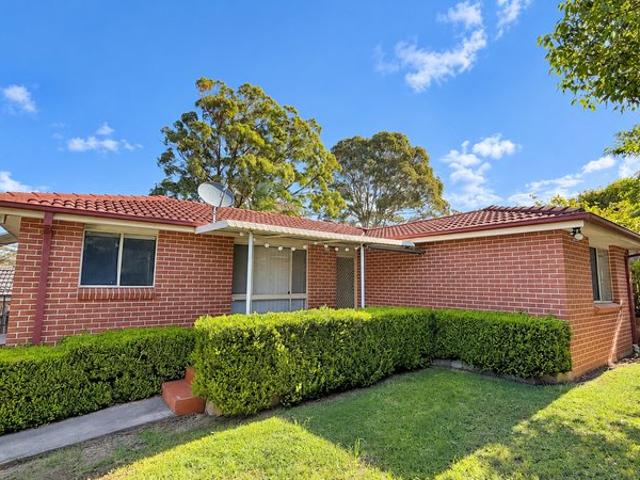 House for rent in Pendle Hill, Sydney