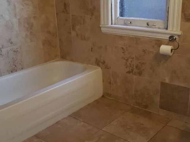 Room for rent in Hamilton