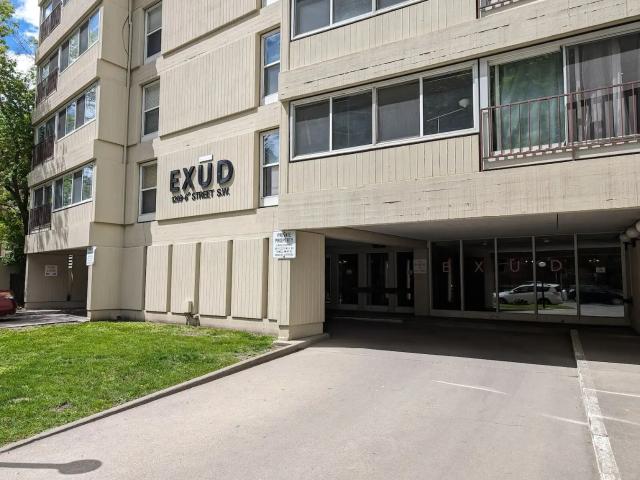 Condo for rent in Northwest, Alberta