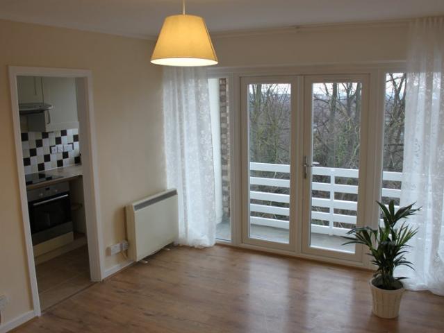 Studio for rent in London Borough of Croydon, South Norwood
