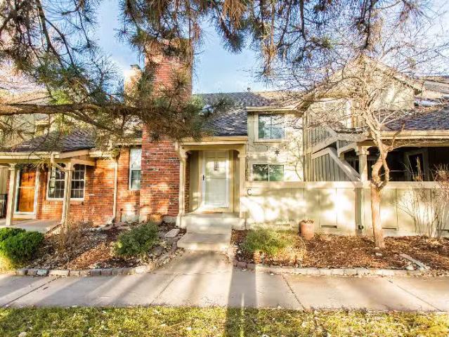 Condo for rent in Littleton