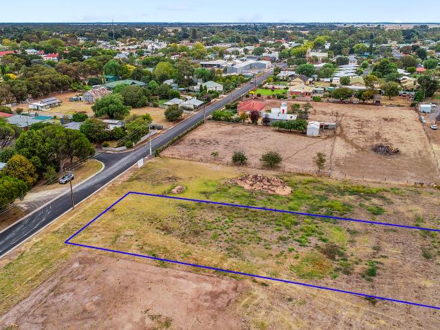 Property for sale in Comaum, South Australia