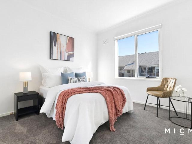Apartment for rent in North Melbourne