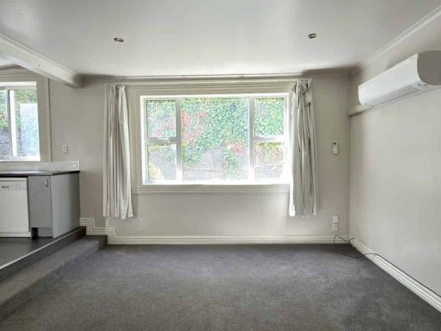 House for rent in Otakou