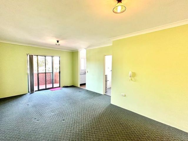 Apartment for rent in Regents Park, Sydney