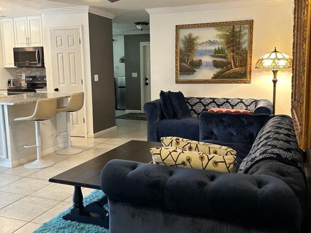 Room for rent in Florida