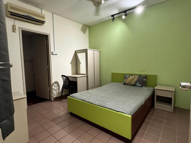 Room for rent in Country Heights Damansara, Kuala Lumpur