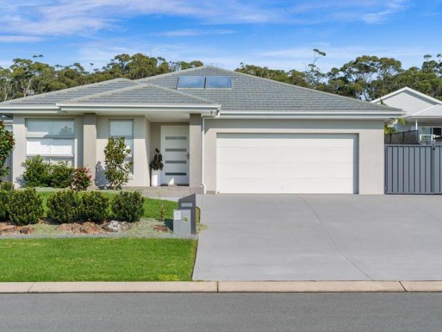 House for sale in Burrill Lake, New South Wales